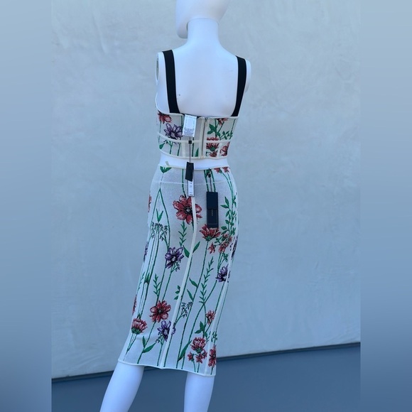 BCBG MaxAzria Floral-Jacquard Bandeau Crop Top | XXS | NWT - Picture 4 of 6